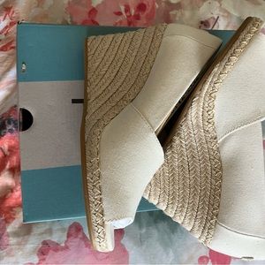 TOMS Michelle natural undyed canvas wedge